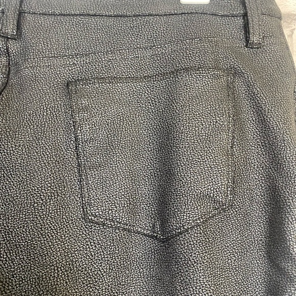 Chicos Black Faux Leather Slim Pants size Large - Picture 5 of 7